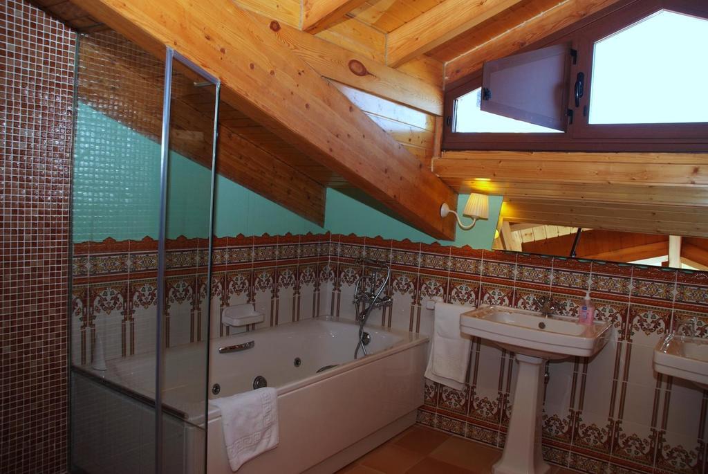 Casona Vadocondes Otel Dış mekan fotoğraf